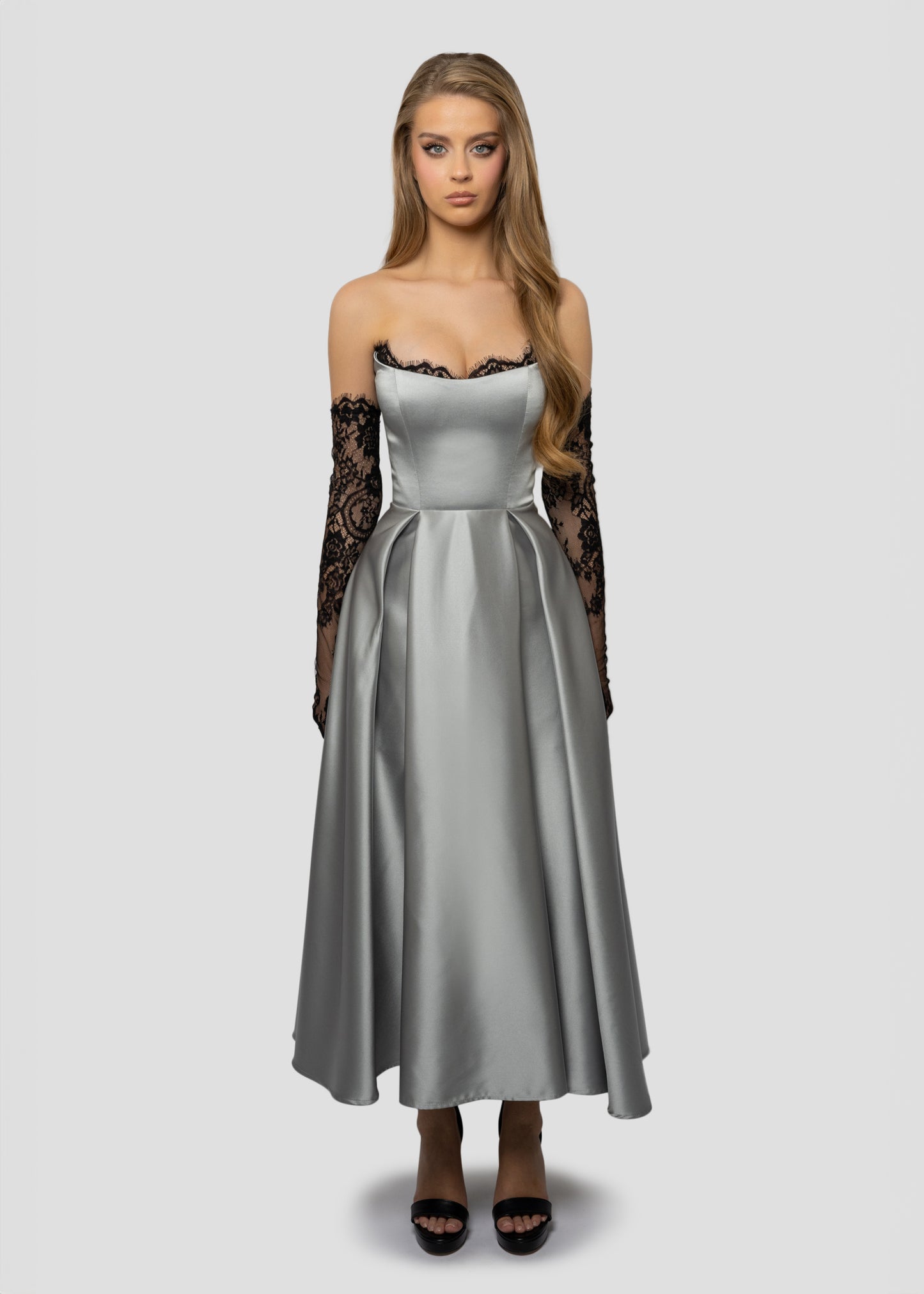 GRAY MIDI DRESS WITH BLACK LACE DETAILS