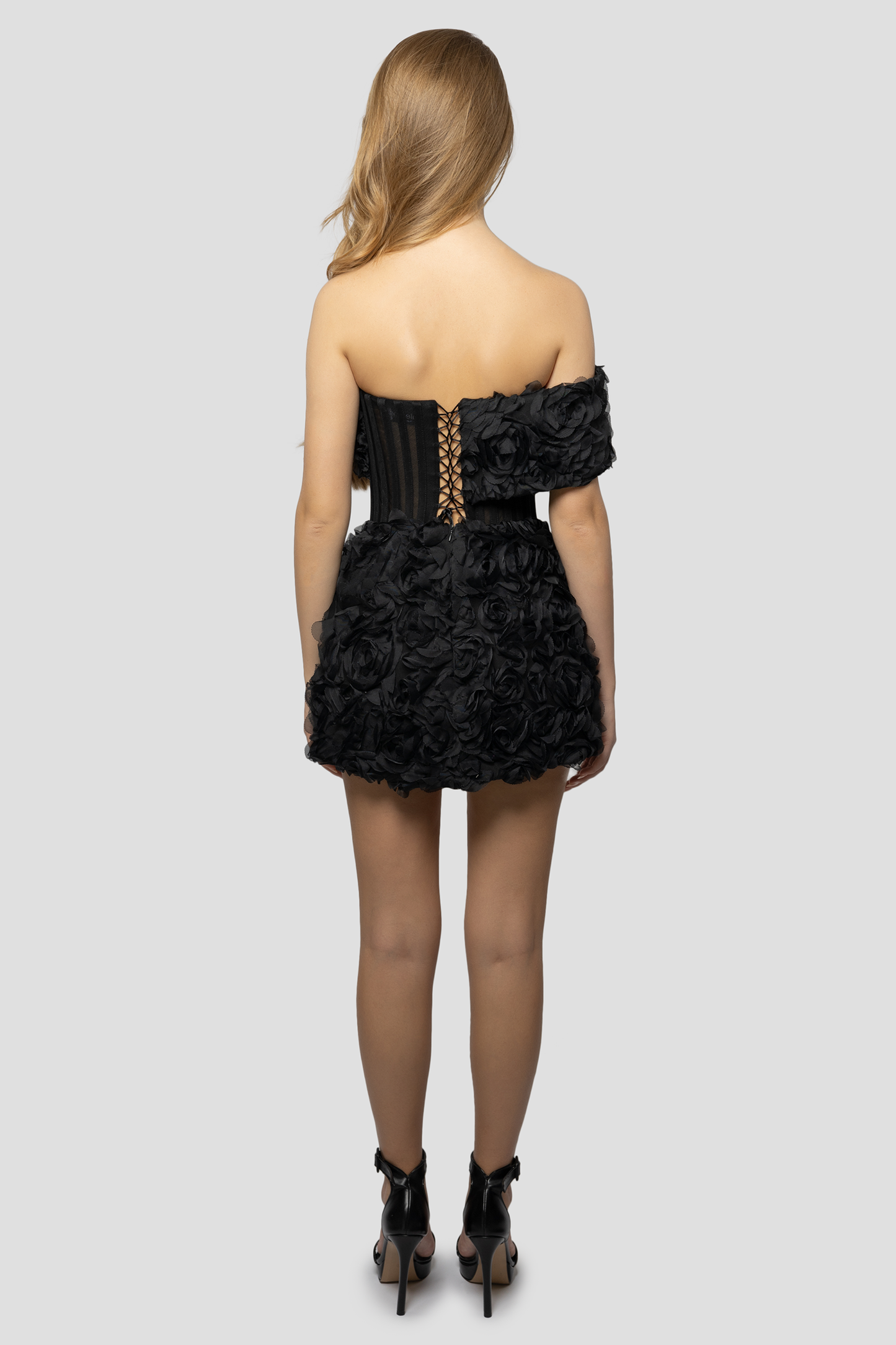 BLACK SHORT DRESS WITH 3D ROSES