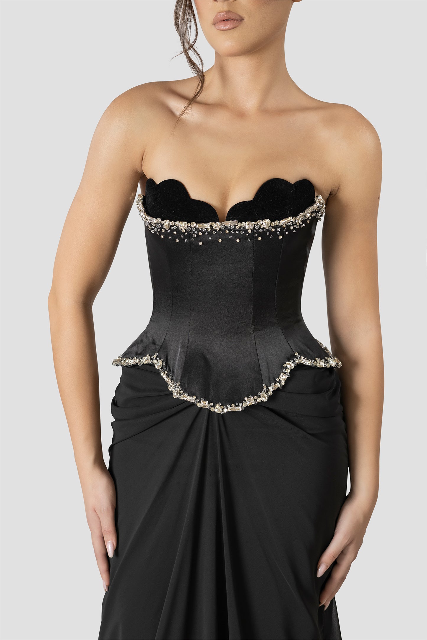 BLACK EMBROIDERED DRAPPED DRESS